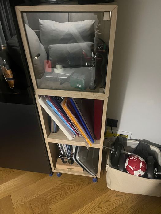 Regał do biura- 3 półki na nóżkach