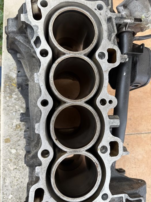 Motor honda d16y8