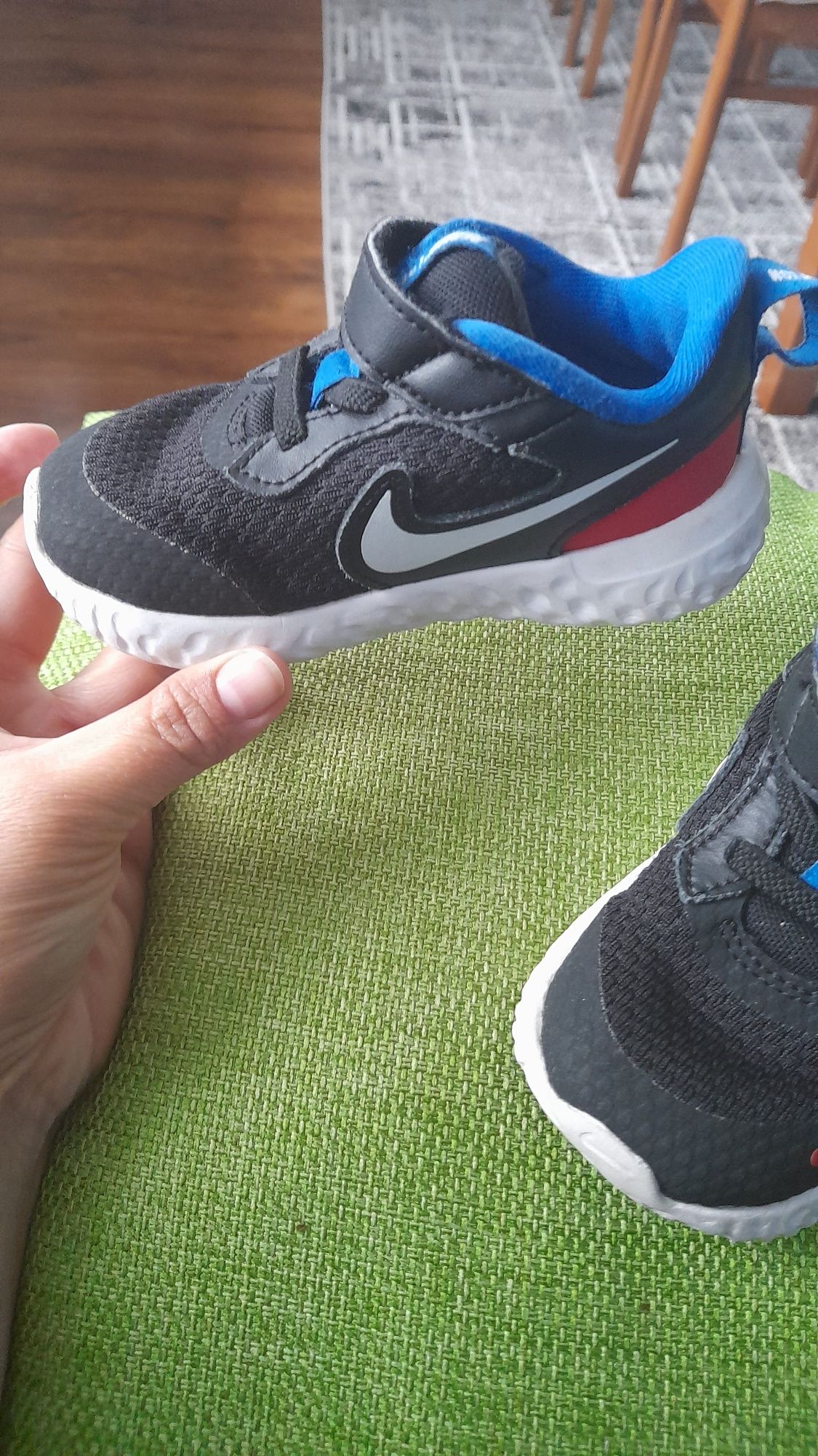 Buty Nike rozmiar 22