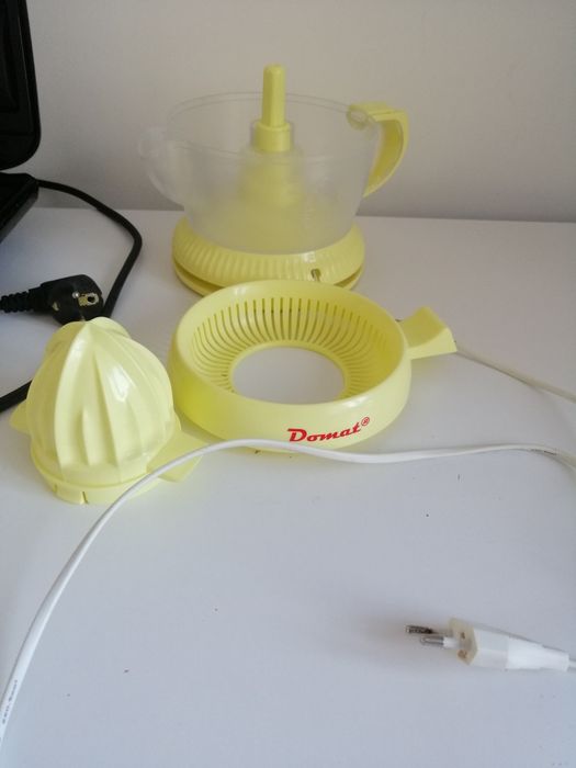 Бутербродниця, сендвічниця