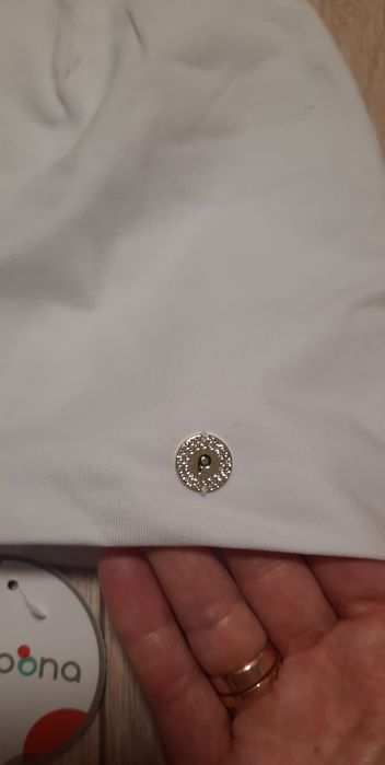 Шапка весняна - осінь для дівчинки