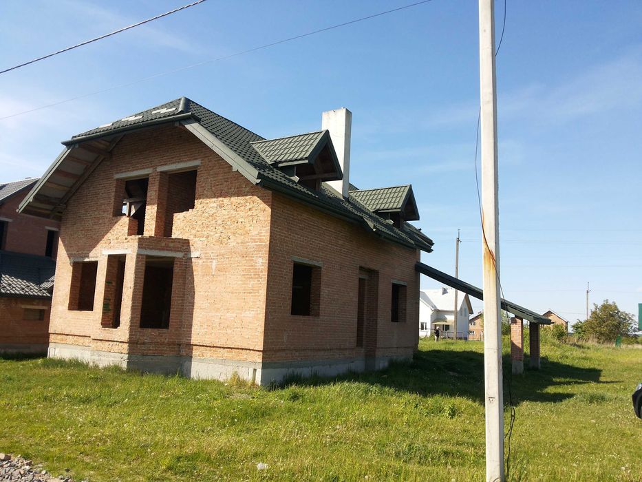 Продаж незакінченного будівництва в м. Городок, Львівська обл.