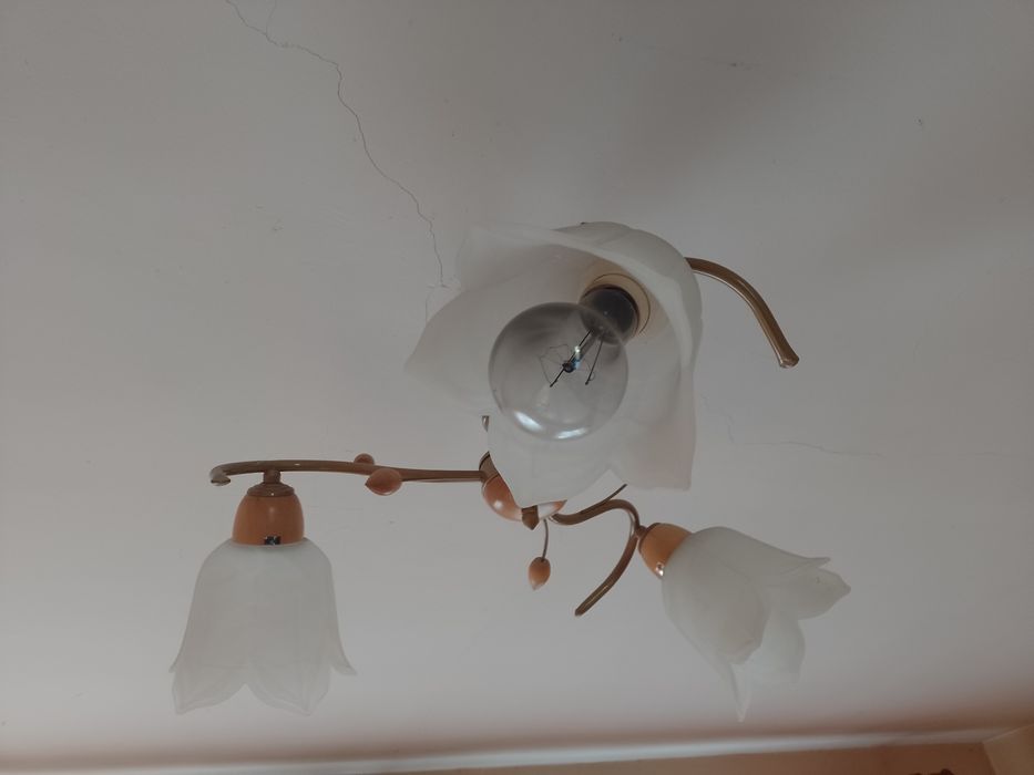 Trzy lampy do salonu i kuchni