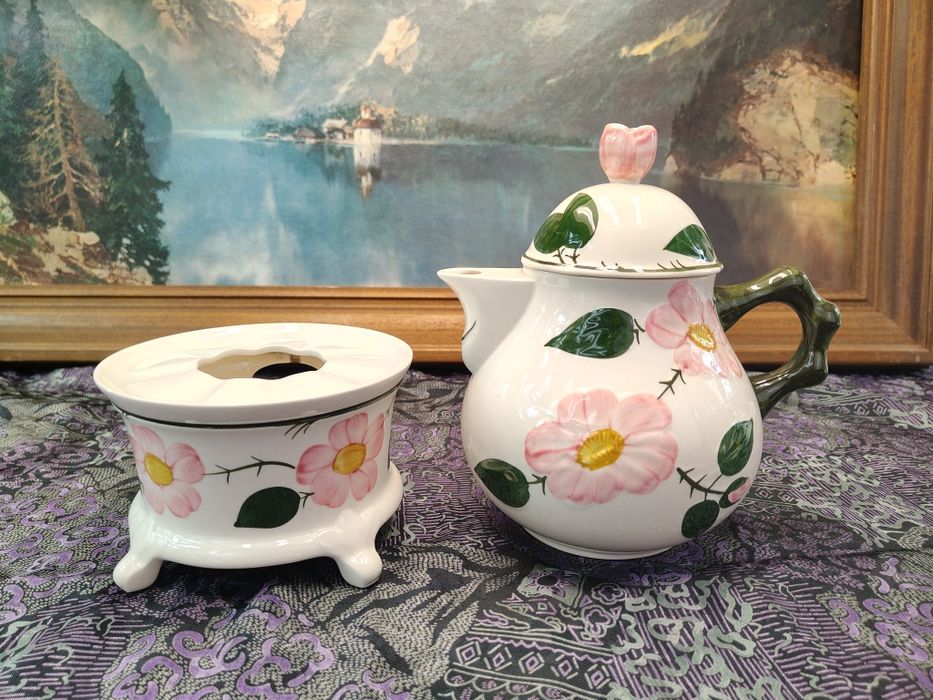 Dzbanek z podgrzewaczem Villeroy & Boch. Wild Rose.