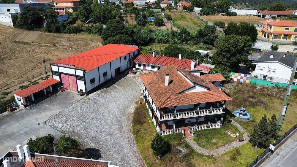 Moradia T4 para venda