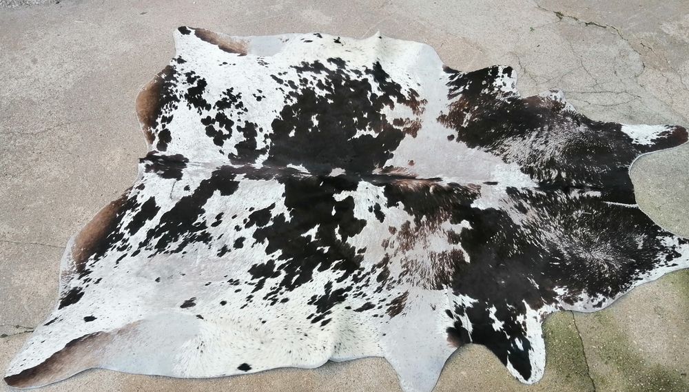 Carpete preta é branca