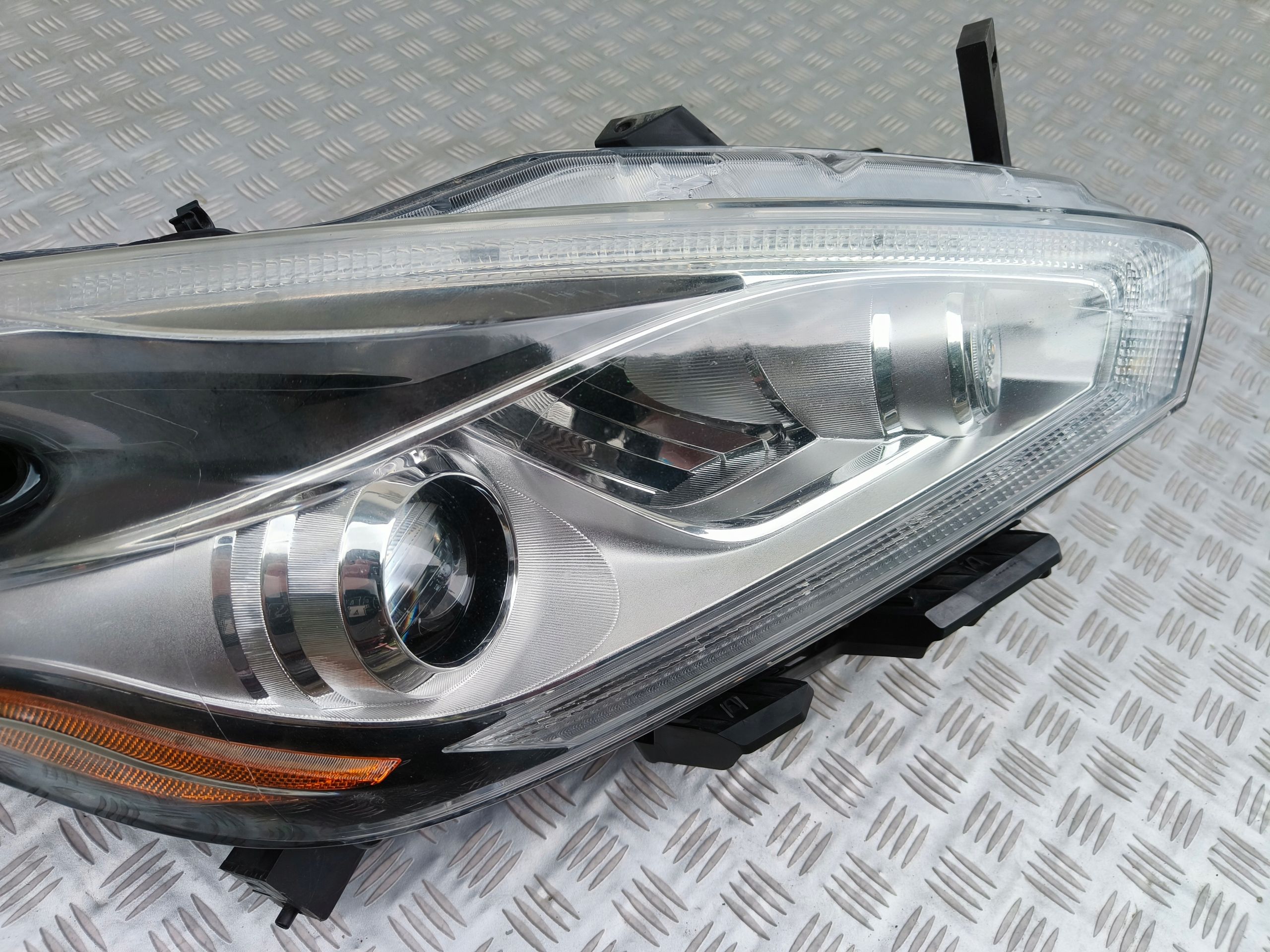 Nissan Murano Reflektor Lampa przód Prawa Full Led Usa