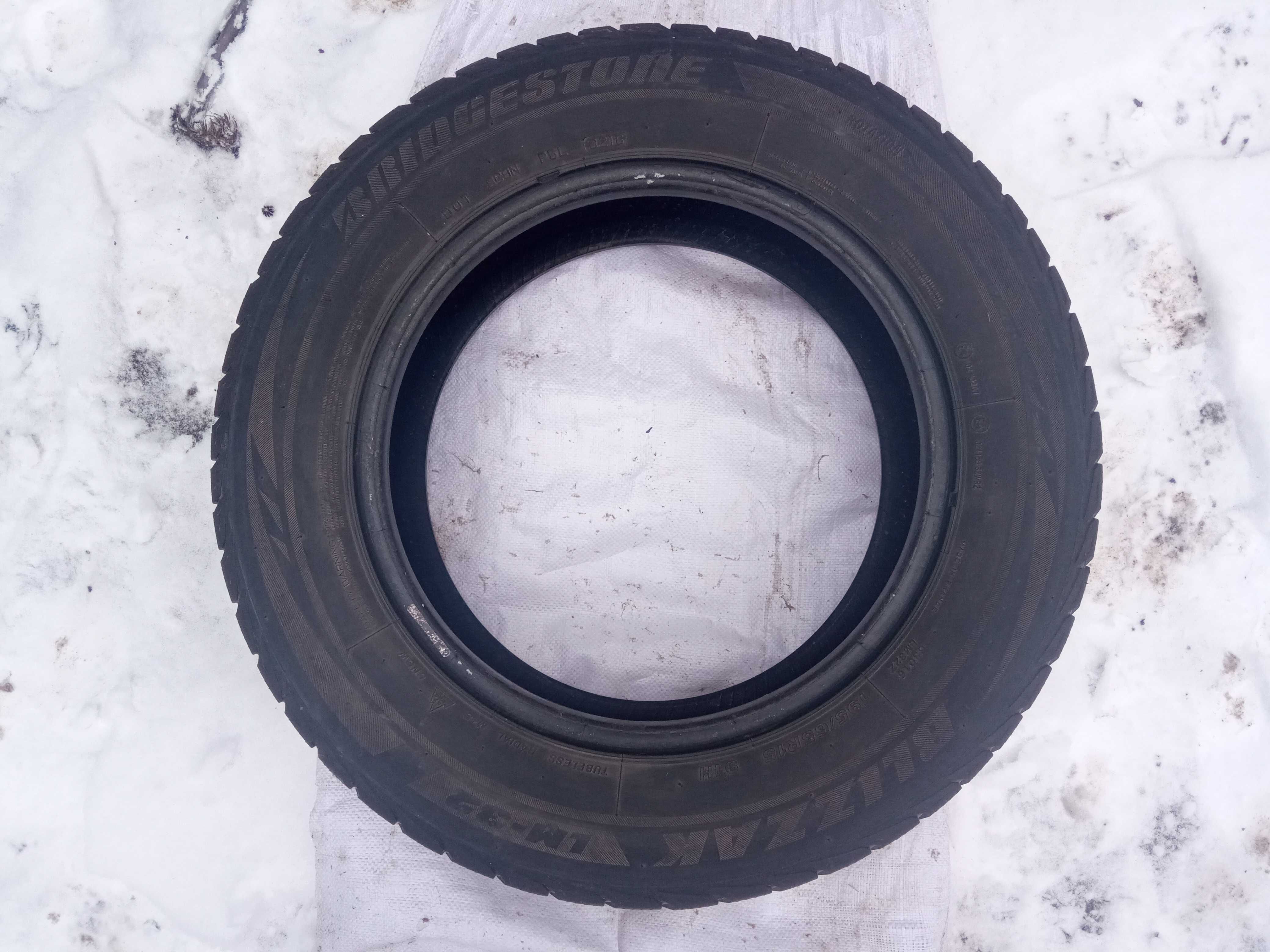 Шини 195/65 R15 Bridgestone Blizzak LM-32