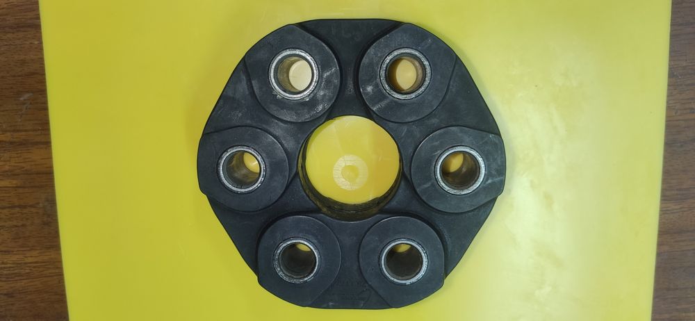 Еластична муфта кардана BMW E46 з 1.8, 2.0 бензин механ.