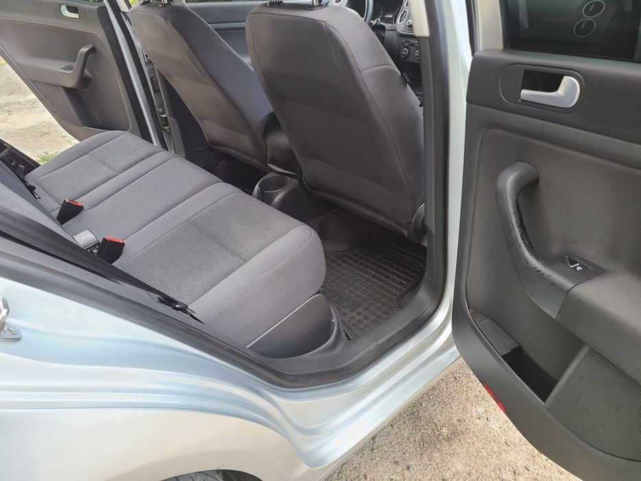 Volkswagen Golf Plus 1.6 МРI