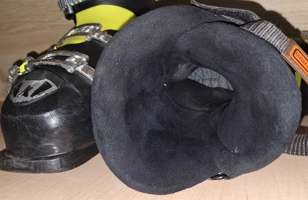 Buty narciarskie Atomic hawx magna 90x 26,5 cm      narty od 100 zł