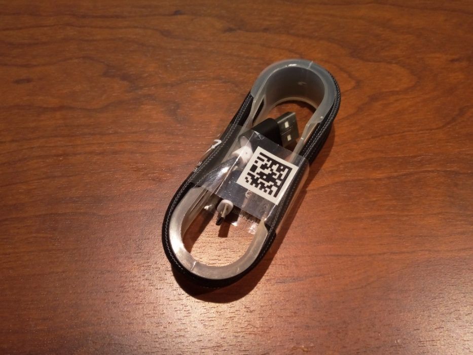 Прочный надежный micro USB кабель в нейлоновой оплетке длиной 140 см