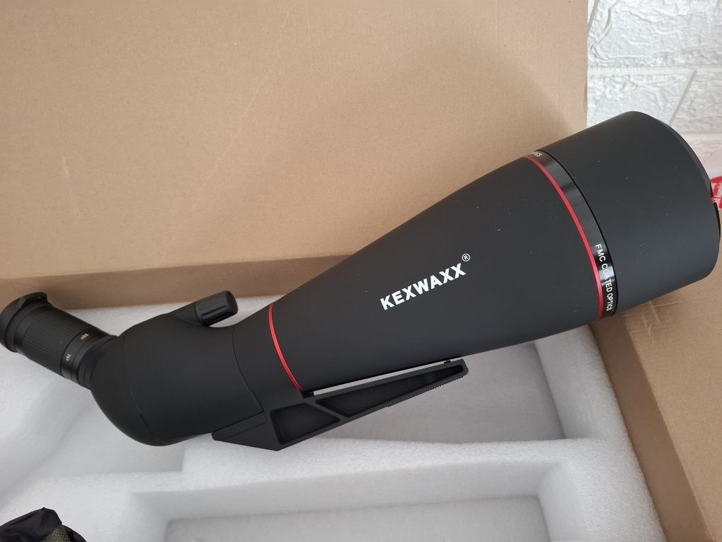 Lunety obserwacyjne do obserwacji ptaków 100 mm i 25-75X ze statywem a