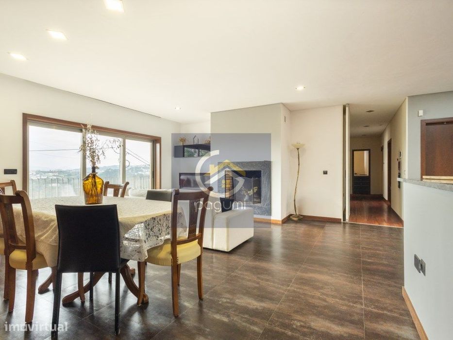 Moradia T3+1 em Constance, Marco de Canaveses