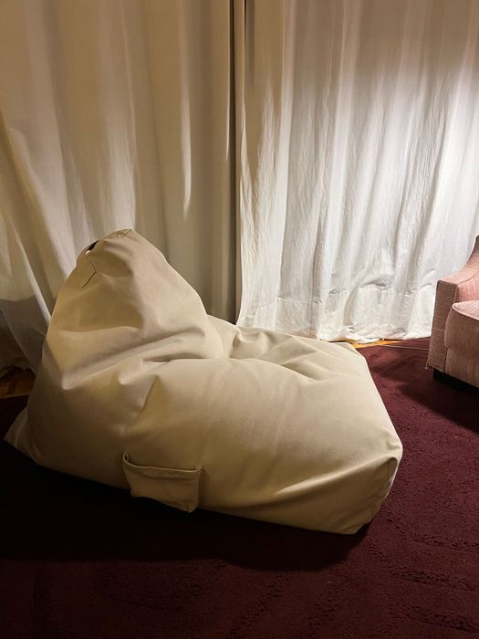 Puff / Pufe Beige em Algodão