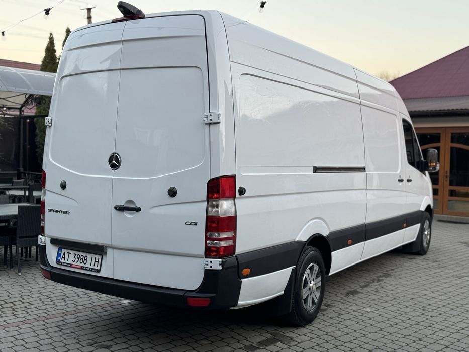 Mercedes-Benz Sprinter 316 CDI AUTOMAT Long 2015 року
