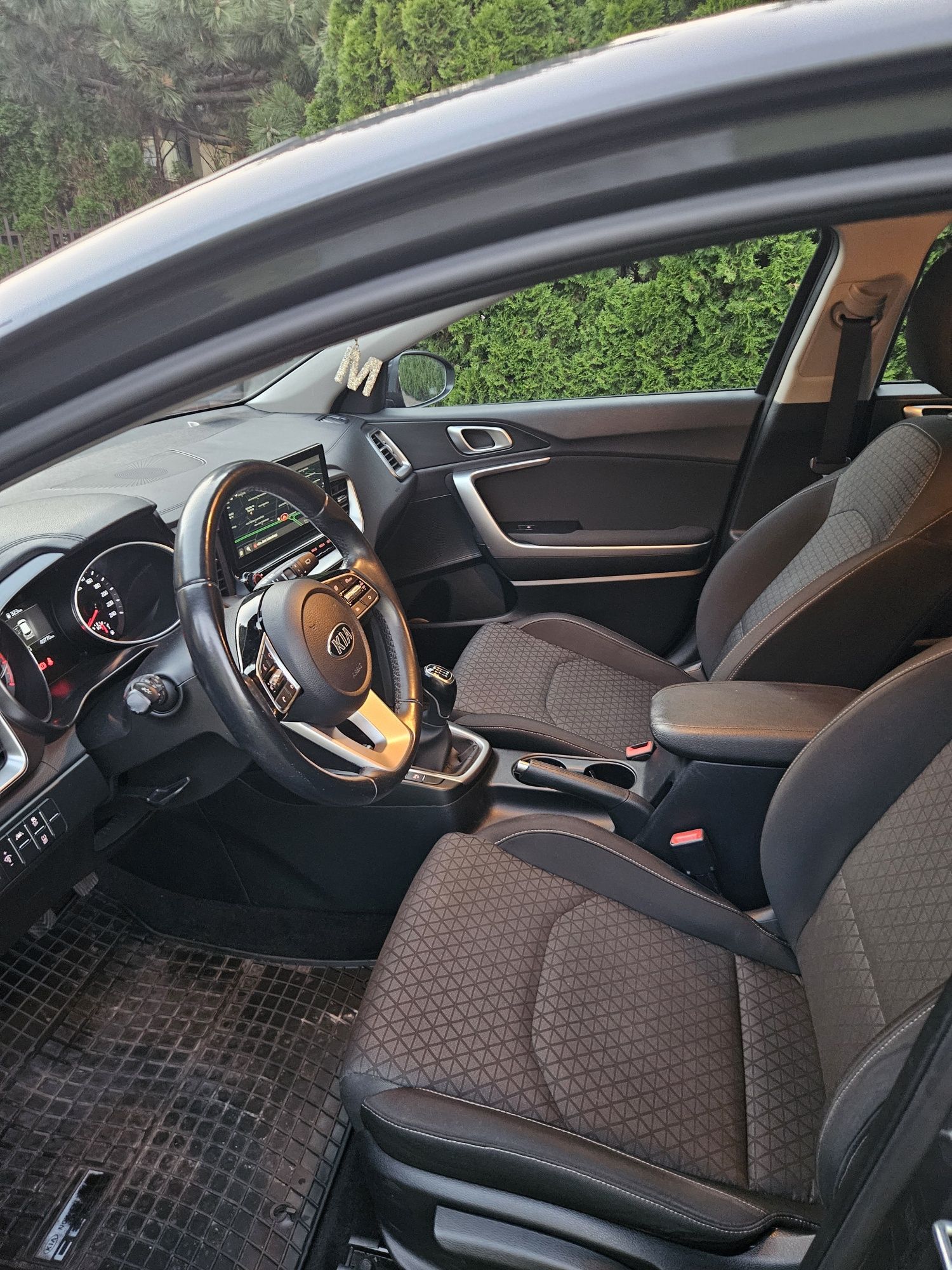 Kia Ceed 1.4 mpi salon Polskał 2020 mały przebieg zadbany gwarancja