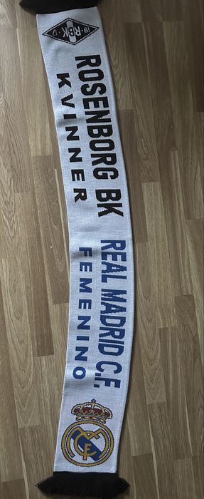 Szalik Rosenborg-Real Madryt( mecz kobiet )