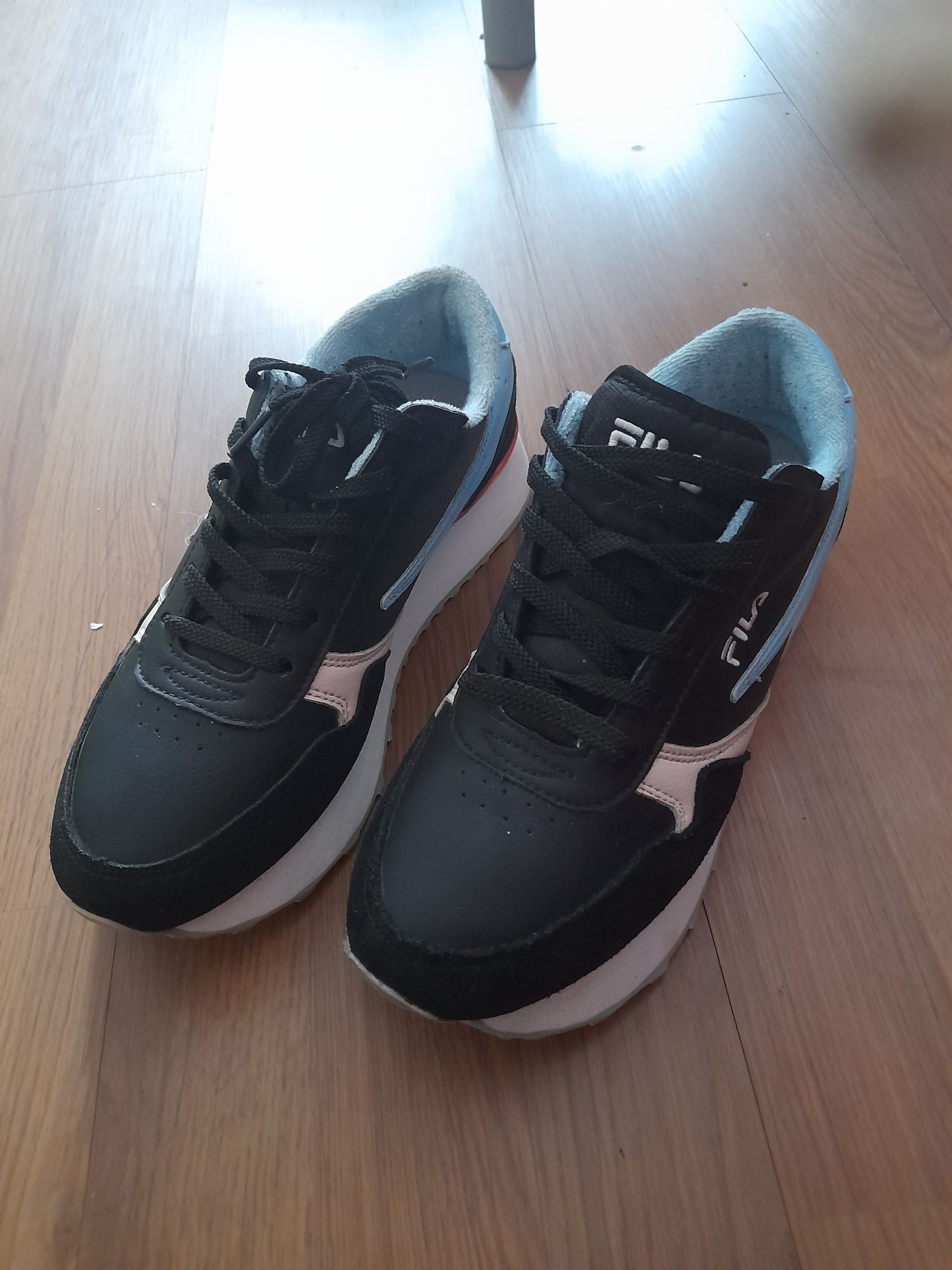 Buty sportowe fila 38