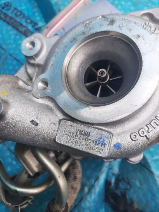 Toyota Auris RAV4 AVENSIS T27 2.0 D4D Turbina  turbosprężarka IDEAL