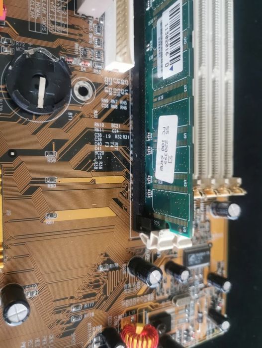 Motherboard Slot-1 Pentium II 233MHz - 64MB