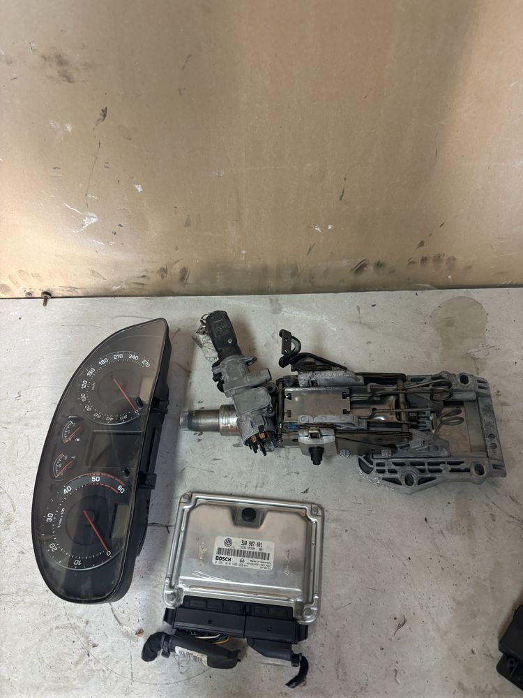 Zestaw startowy sterownik licznik stacyjka Skoda superb I 2.5 tdi