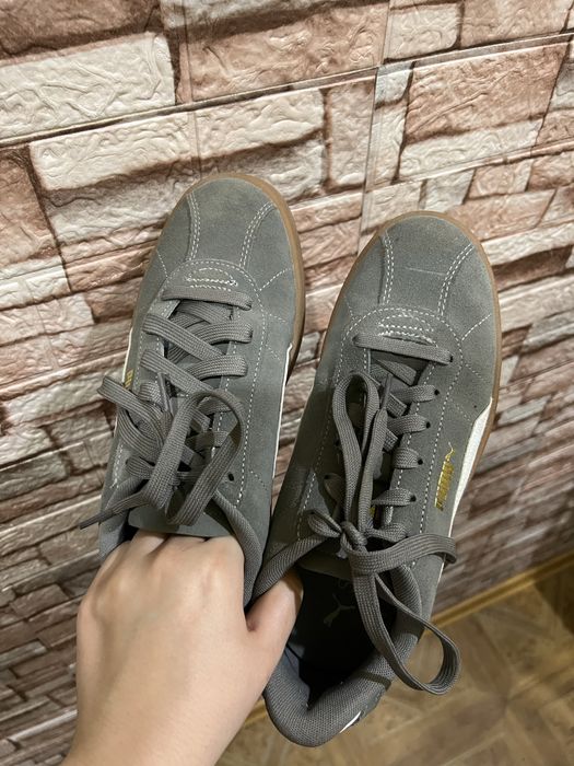 Нові жіночі Puma Club II