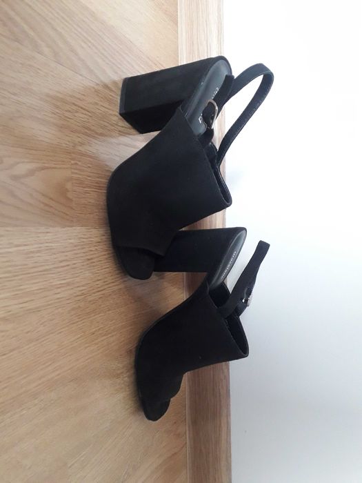 Sandałki na wysokim obcasie