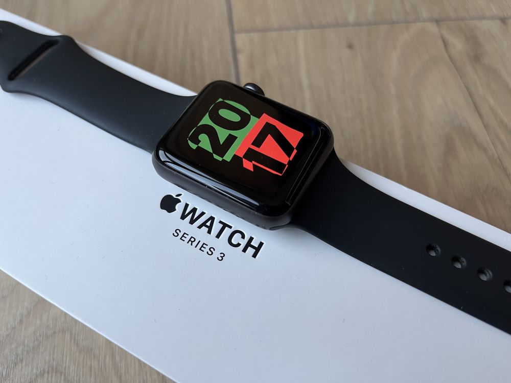 Idealny Apple Watch serii 3 42 mm GPS