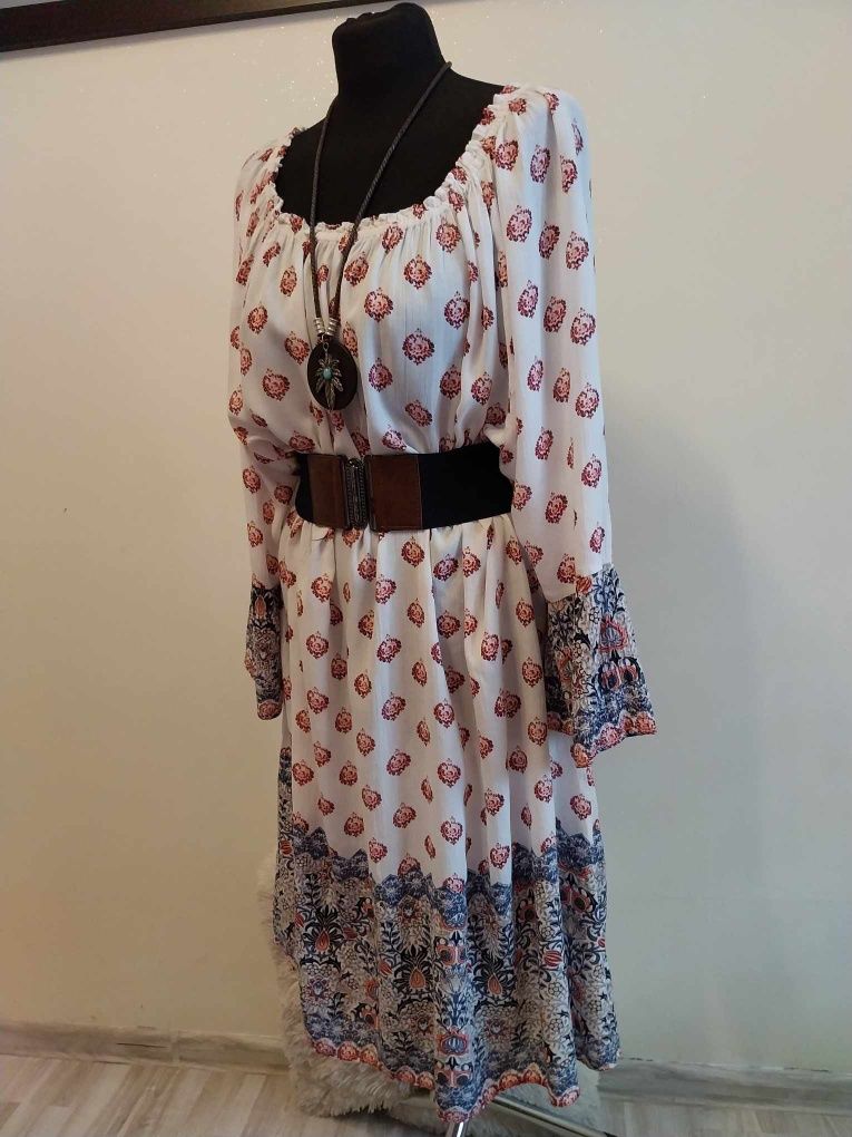 Sukienka Oversize Plus Size
