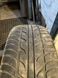 Goodyear 215/55 R16