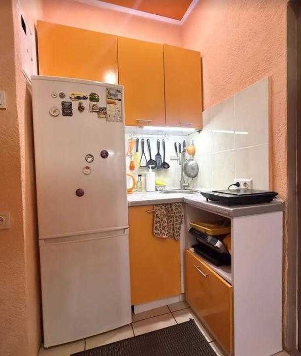 Продам гостинку м. Масельского