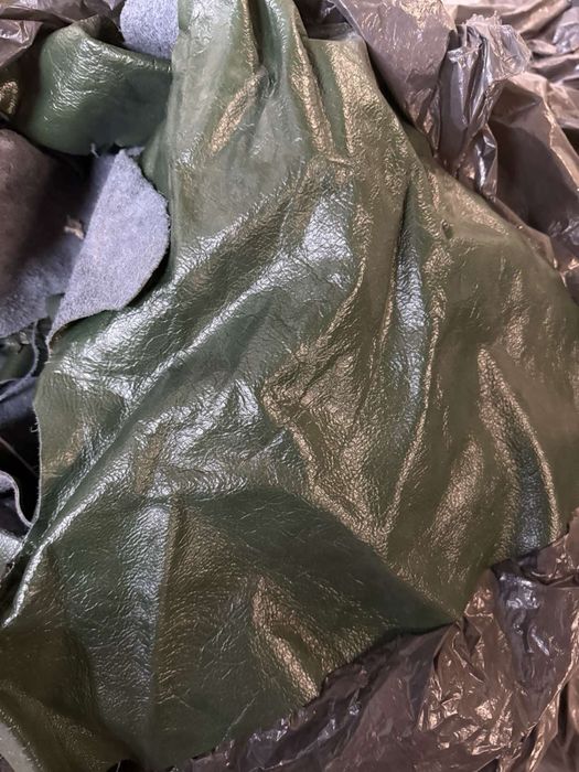 Продам обрезки кожи мебельной