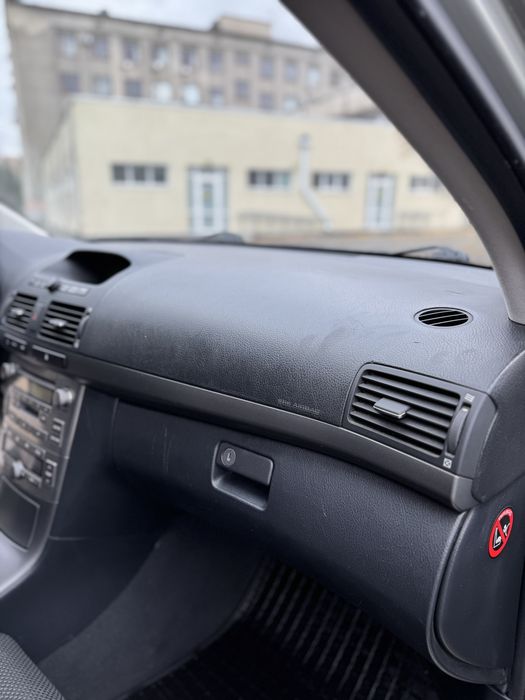 Toyota Avensis 2007 г