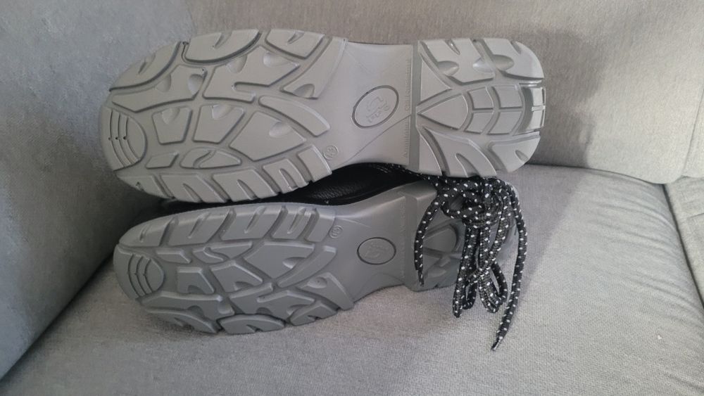 Buty robocze trzewiki ocieplane PPO 0157 S3 r. 43