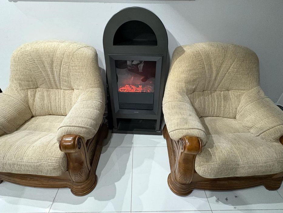 Komplet wypoczynkowy fotele sofa kominek