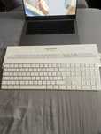 Klawiatura Apple Magic Keyboard z Touch ID (Biała z polem numerycznym)