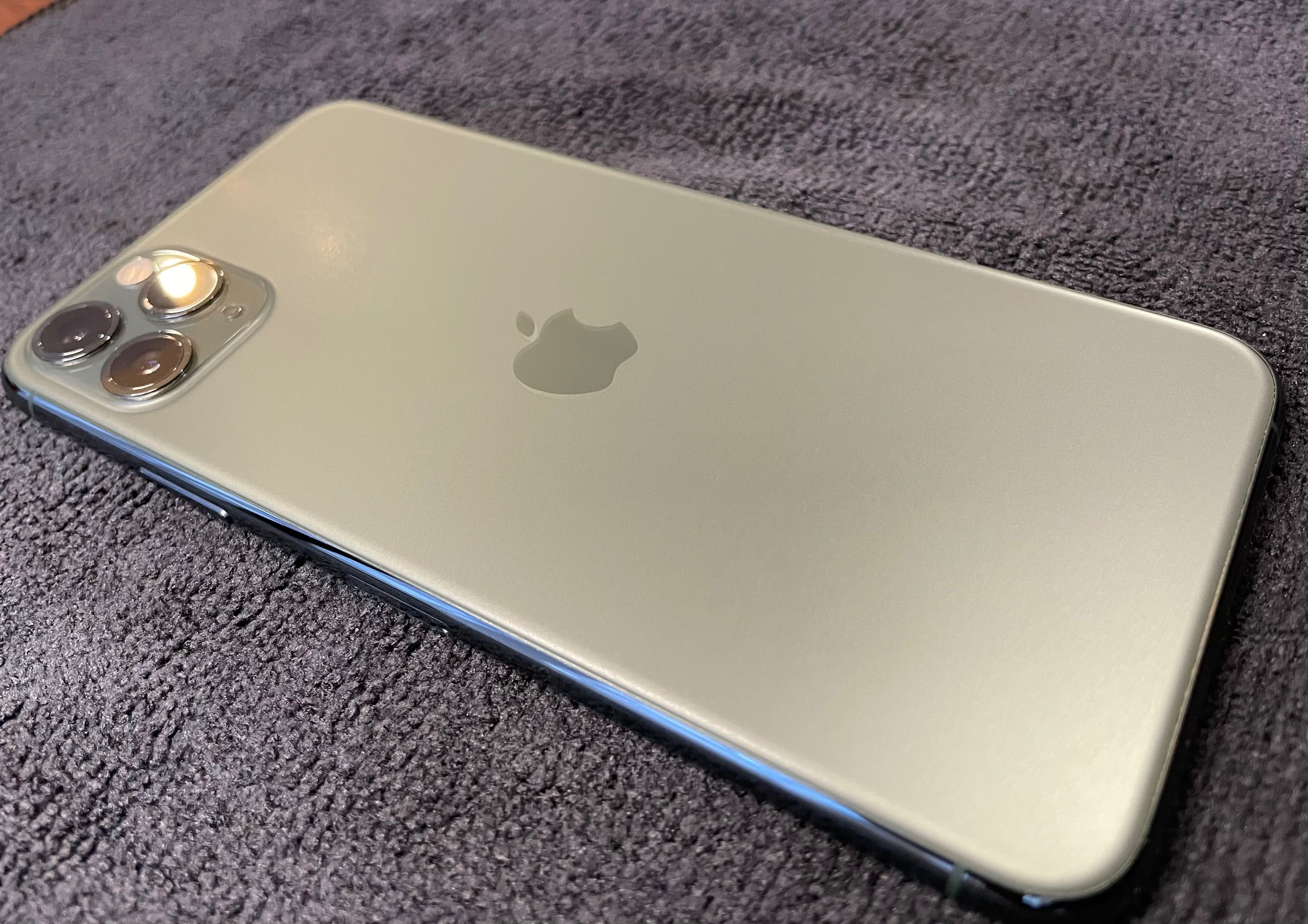 iPhone 11 Pro Max 256 Gb Midnight Green Вt: 76% + гарна комплектація