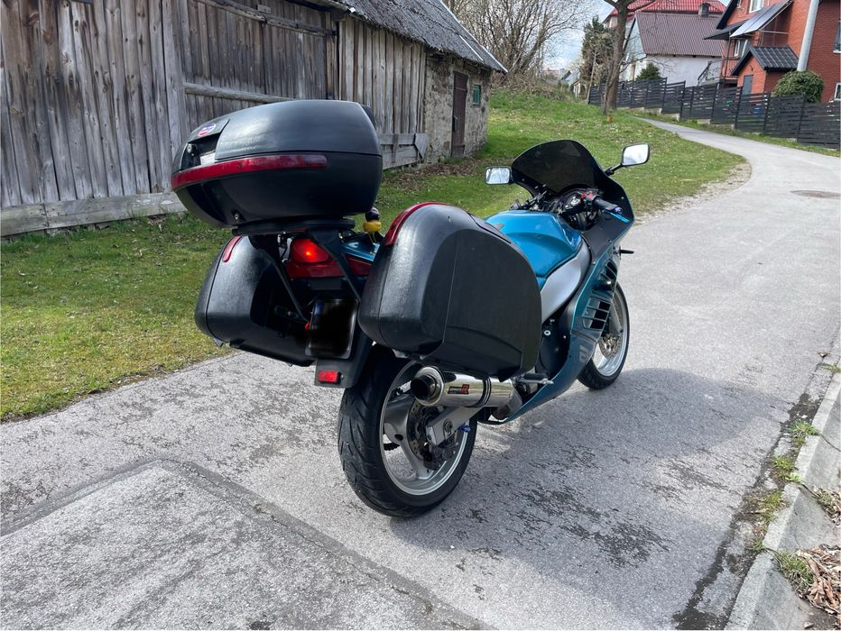 Suzuki RF 600 R w stanie idealnym
