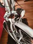 Bicicleta eléctrica marca LBH