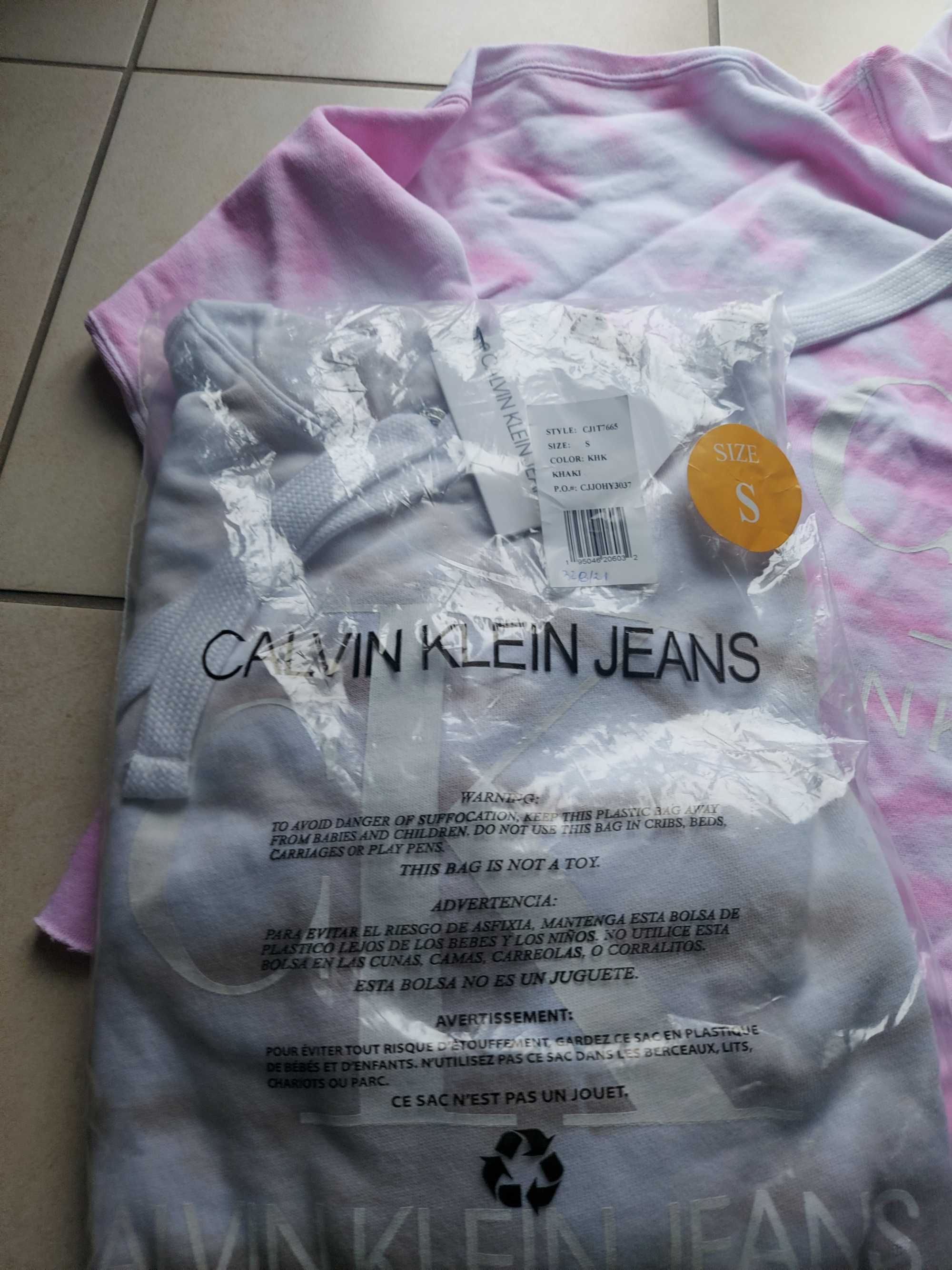 Calvin Klein Bluza oryginalna kolory i rozmiary z USA