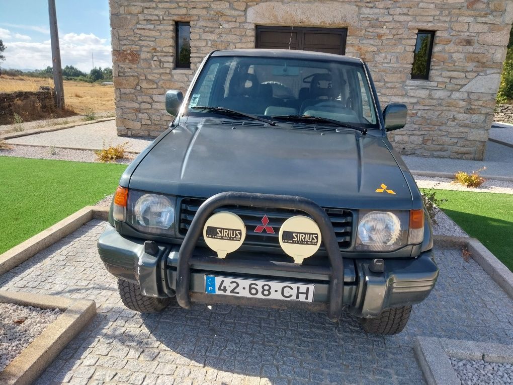 Mitsubishi Pagero 2.5 Gls