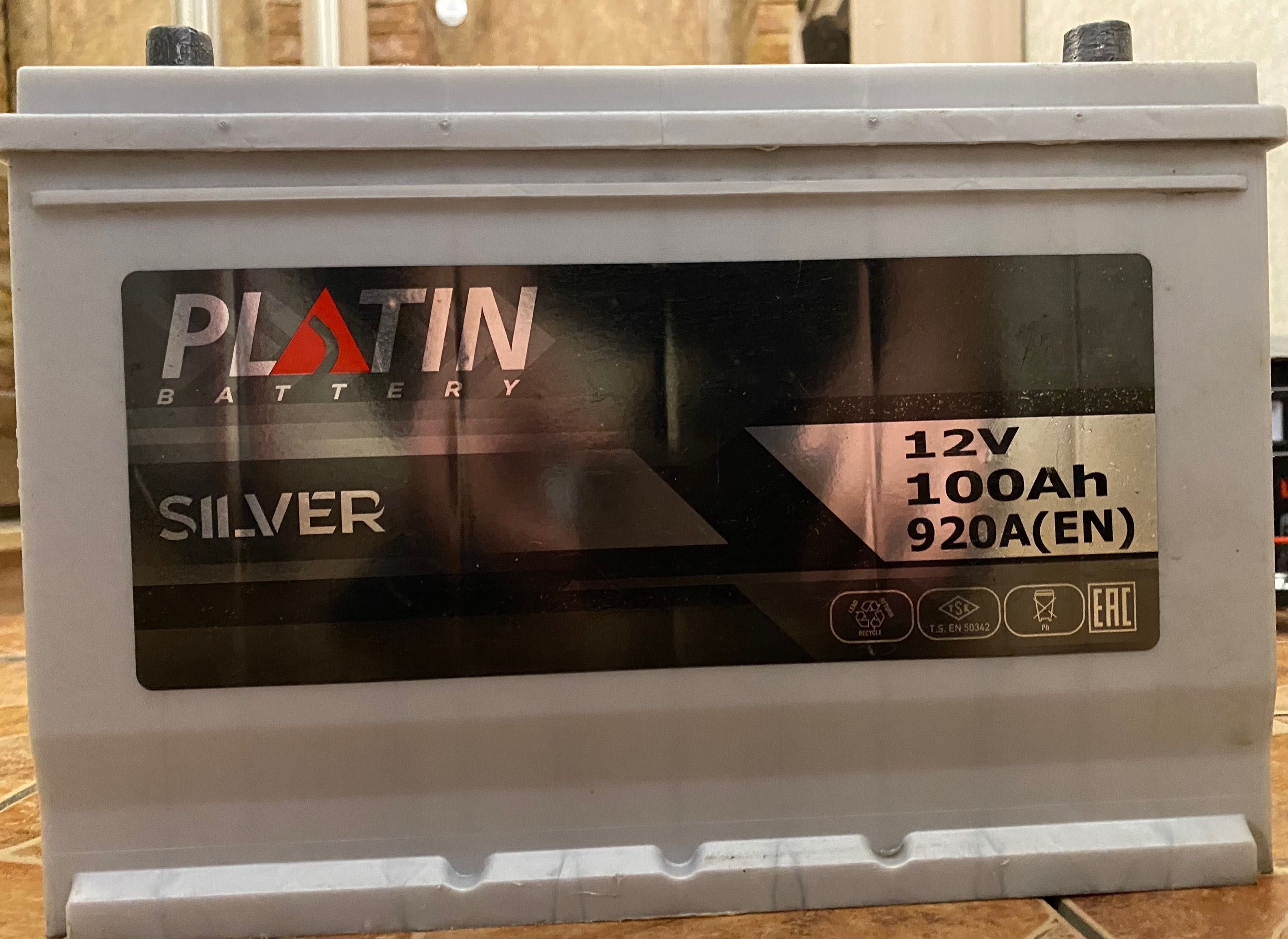 Аккумулятор PLATIN Silver 100Ah 920A R+