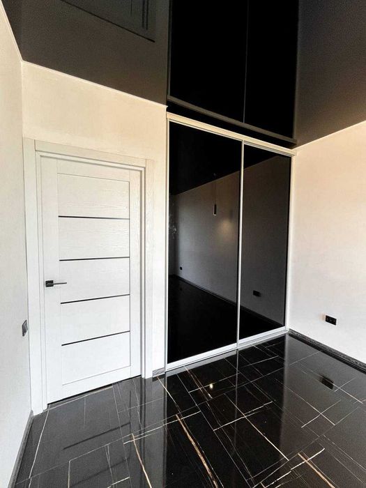 1-кімнатна в ЖК «ЗигЗаг» | Панорамні вікна, генератори, охорона