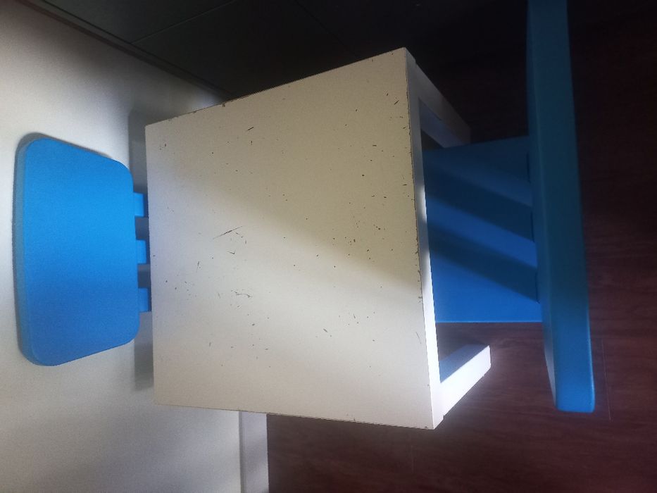 Stolik i krzesełka Ikea