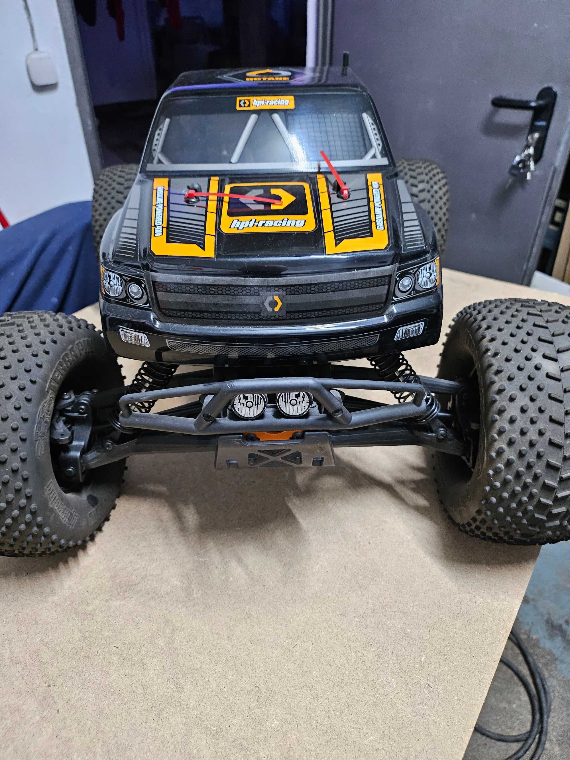 Hpi savage  xl octane