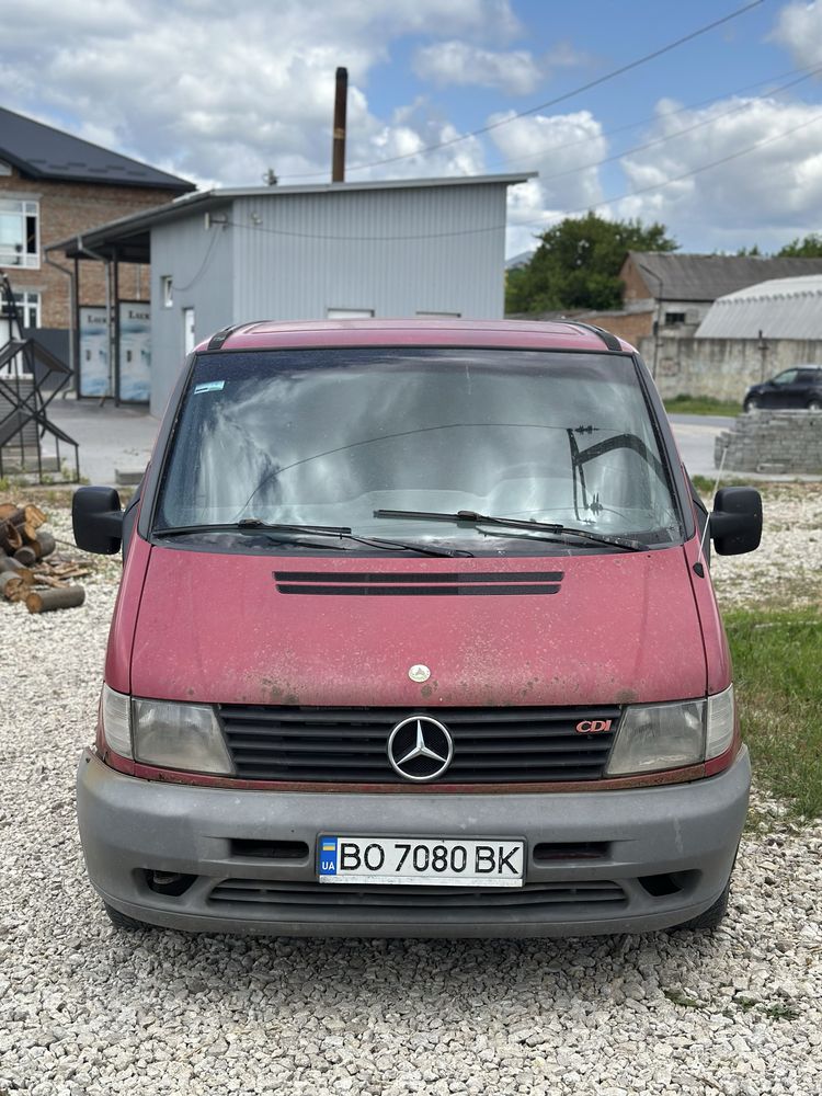 Mercedes Vito 2002р 2.2 CDI