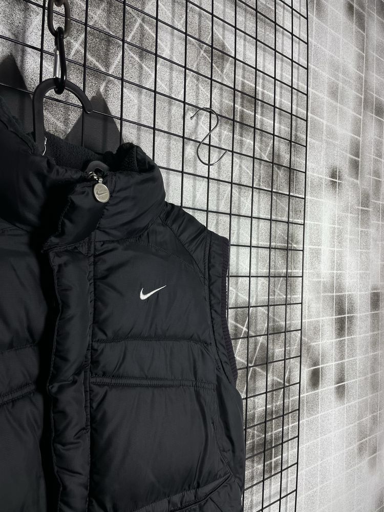 Вінтажний жилет Nike Розмір S ідеал оригінал жилетка drill ,гарна