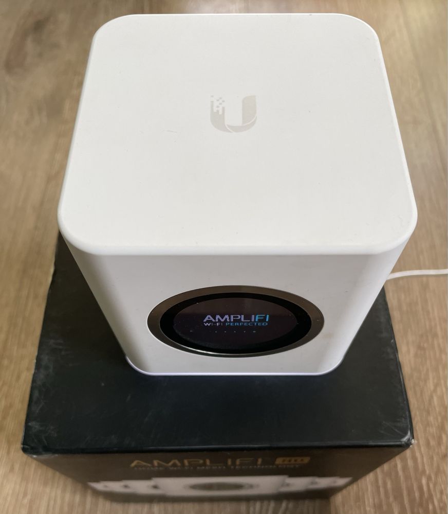 Ubiquiti AmpliFi HD Mesh Router router