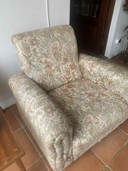 Sofá de um lugar em tecido